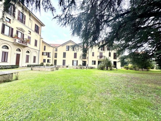 Monza zona ospedale San Gerardo - AFFITTASI ufficio con box doppio - Foto 2