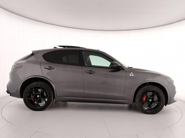 Alfa Romeo Stelvio 2.9 V6 520 CV Quadrifoglio AT8 Q4 - Foto 8
