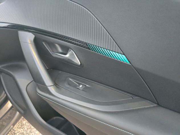 Peugeot 2008 BlueHDi 110 S&S GT - Foto 9