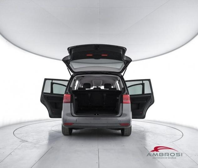VOLKSWAGEN Touran 1.6 TDI DSG Comfortline - PER OPERATORI DEL SETTOR rif. 24096499 - Foto 7