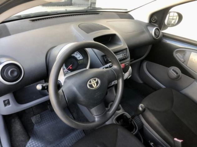 TOYOTA Aygo 1.0i 12V 5 porte rif. 24000505 - Foto 8