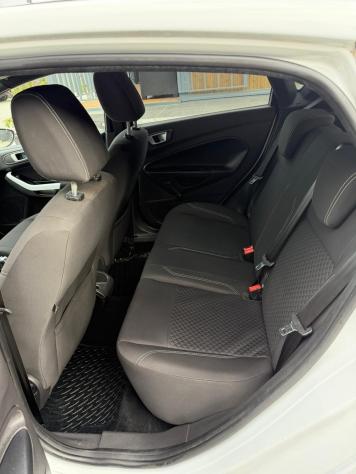 Ford Fiesta 1.5 TDCi 75CV 5 porte Black & White Edition - Foto 10