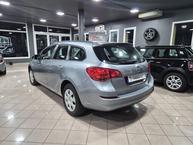 Opel Astra 1.7 CDTI - Foto 4
