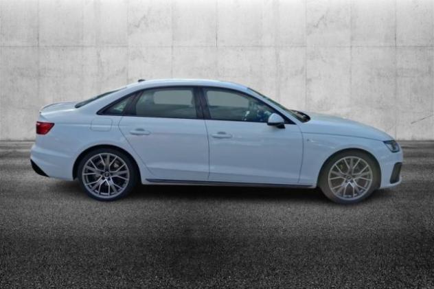 AUDI A4 35 TFSI S tronic S line edition rif. 23757672 - Foto 4