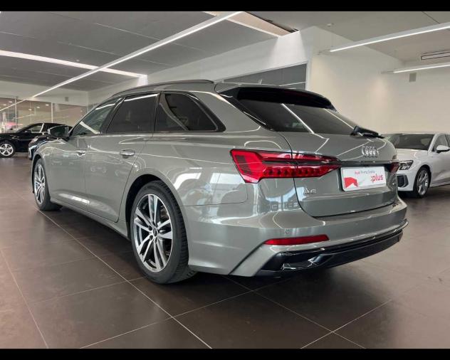 Audi A6 Avant 40 2.0 TDI quattro ultra S tronic S line edition - Foto 2