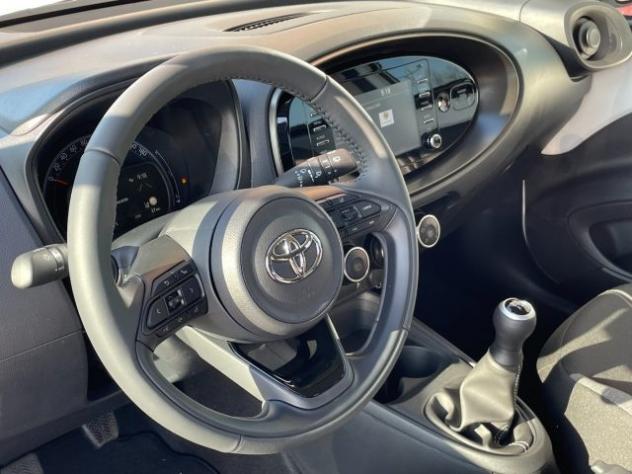 TOYOTA Aygo X 1.0 VVT-i 72 CV 5 porte Active rif. 22877434 - Foto 9