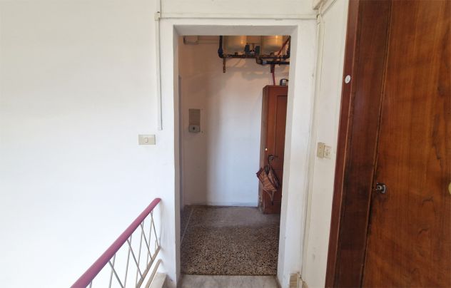 FABBRICOTTI: Trilocale luminoso al quarto ed ultimo piano con ascensore - Foto 2