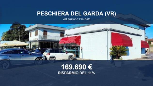 Immobile in asta di 77 m², box auto in vendita a Peschiera del Garda