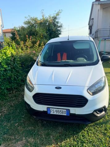 Ford Transit Courier 1.5 TDCi 75CV Van Trend