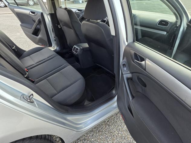 Volkswagen Golf 1.6 TDI DPF 5p. Highline - Foto 10