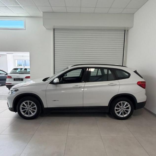 BMW X1 sDrive18d Business rif. 24051595 - Foto 4