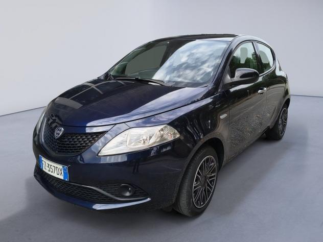 Lancia Ypsilon 1.2 69 CV 5P S&S Gold - Foto 2