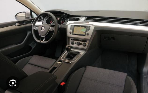 Volkswagen Passat Variant 1.6 TDI SCR Business BlueMotion Technology - Foto 7