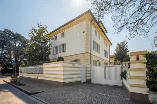 VA0273 - CARPI CENTRO! VILLA SIGNORILE CON "FINITURE DI PREGIO" - Foto 4