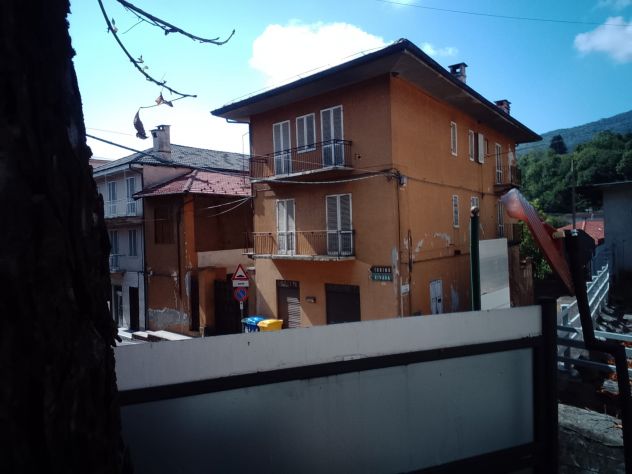 CASA INDIPENDENTE DA RISTRUTTURARE IN VENDITA A FORNO CANAVESE - Foto 2