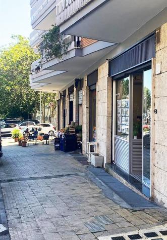 Bellissimo Negozio su 2 Livelli - Foto 6