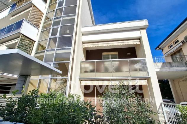 Appartamento di 80 m² con 3 locali e box auto in vendita a Pesaro