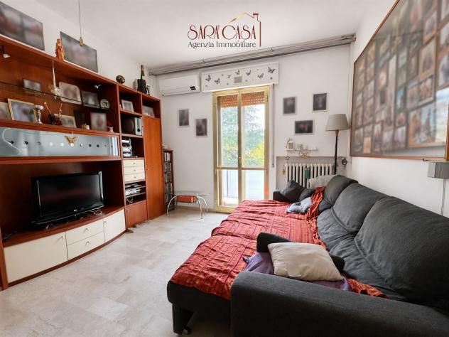 Appartamento con tre camere da letto e due bagni - Foto 2