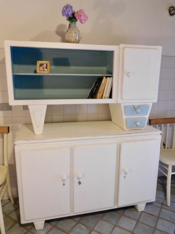 Credenza + Tavolo + 4 sedie anni '50 restaurati e decorati a mano - Foto 5