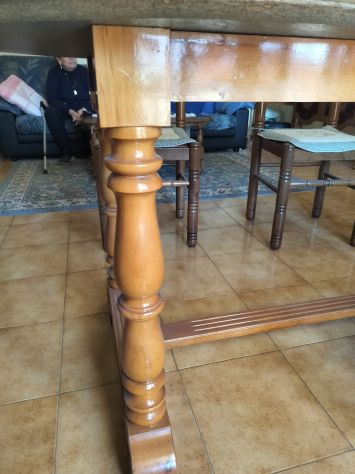 Credenza Cristalliera vintage con tavolo e sedie - Foto 9