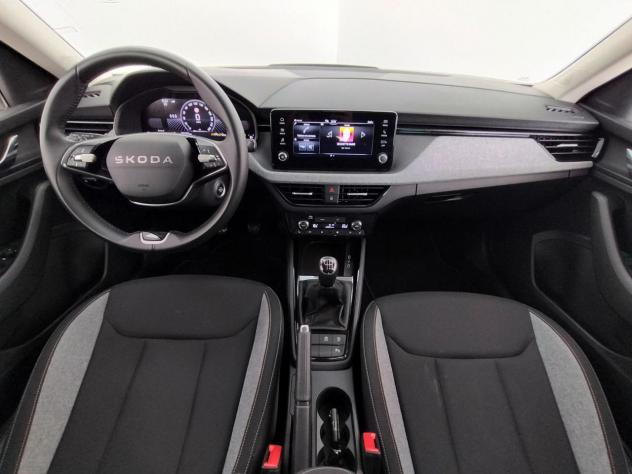 Škoda Kamiq 1.0 TSI 115 CV Selection - Foto 4