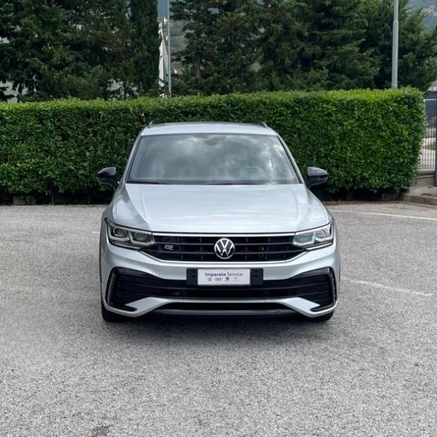 VOLKSWAGEN Tiguan 2.0 TDI SCR DSG R-Line 110KW/150CV rif. 23877657 - Foto 2