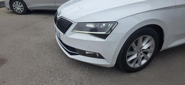 Skoda Superb 1.6 TDI DSG Wagon Ambition - Foto 2