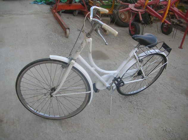 Biciclette donna // uomo revisionate, pronte all'uso per Studenti e non