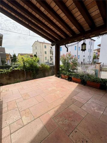 V005500 - VENDITA BELLISSIMA VILLA SINGOLA NEL CENTRO DI MOZZECANE - Foto 7