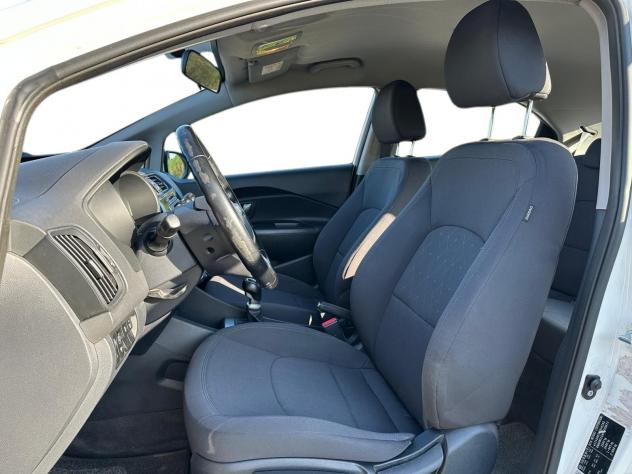 Kia Rio 5p 1.1 crdi Cool E6 - Foto 7