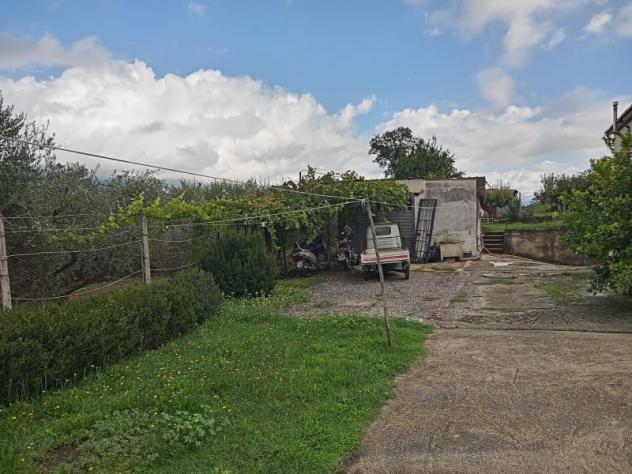 1975/MARZANO Villa su un solo livello di 180 mq con parco di mq 4.000 a Marzano Appio, lungo la S - Foto 3