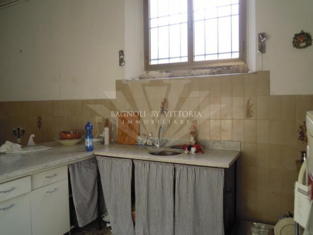 APPARTAMENTO INDIPENDENTE di 10 vani e di 175 mq (PIETRASANTA - Pietrasanta Centro Storico) rif. 725 - Foto 10