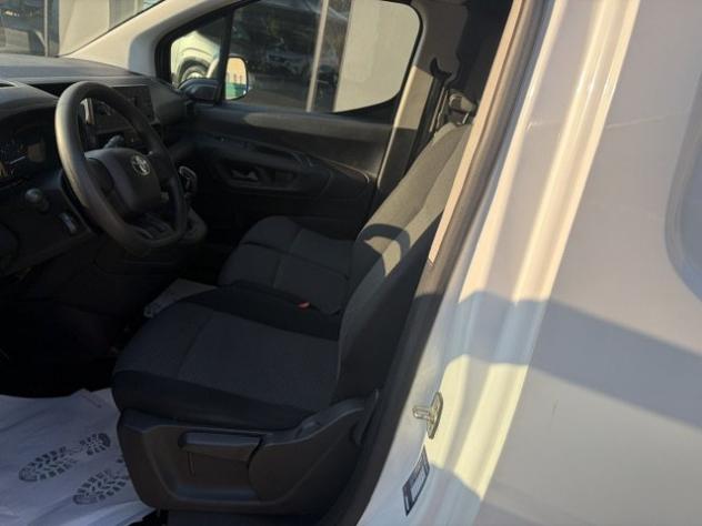 Toyota Proace City 1.5D 100cv S&S MT L1 - Foto 4