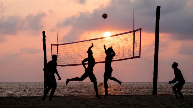 ANIMATORE SPORT AGOSTO MARE TOSCANA