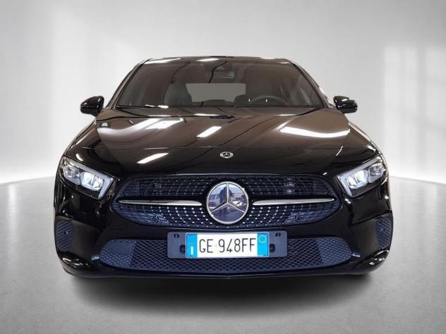 Mercedes-Benz Classe A A 200 d Premium Night edition auto - Foto 5