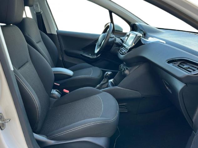 Peugeot 208 Active PureTech 82cv S/S Neopat. - Foto 10