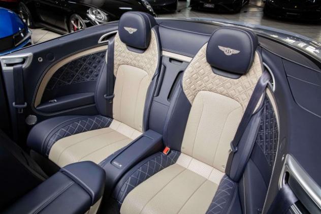BENTLEY Continental GTC V12 "FIRST EDITION"|MULLINER PACK|TOURING SPE rif. 23711749 - Foto 10