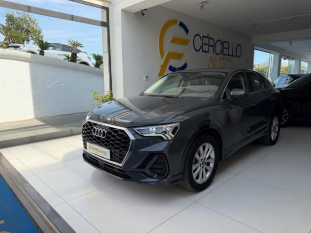 AUDI Q3 SPB 45 TFSI e S tronic Business Plus da €320,00 me rif. 24092357 - Foto 2