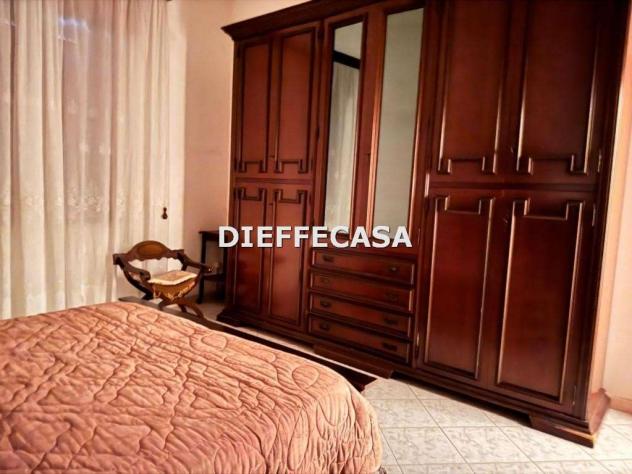 V2550 - In vendita casa in periferia - Foto 12