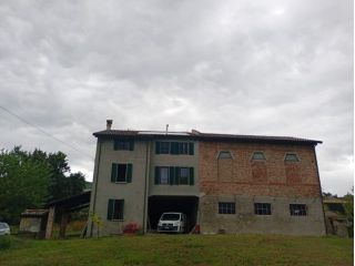 Camera in affitto in Varano de Melegari