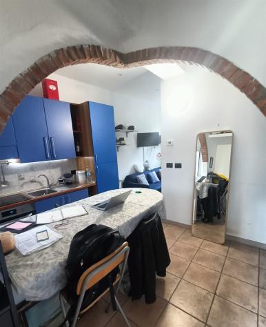 BILOCALE ARREDATO IN CORTE - Foto 7