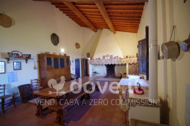 Rustico / Casale di 790 m² con più di 5 locali in vendita a Montepulciano - Foto 6