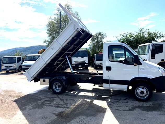 camion iveco daily 35c12 ribaltabile - Foto 9