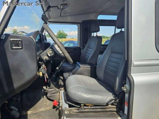 LAND ROVER Defender 90 2.4 td S 122cv - 4 POSTI - A/C clima - ZA461YC rif. 24076327 - Foto 10