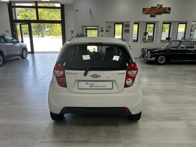 Chevrolet Spark 1.0 LT - Foto 6