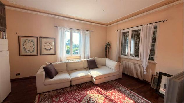 Villa scolo 560 - Splendida Villa Bifamiliare con Ampio Giardino – Ideale per due nuclei familiari! - Foto 5
