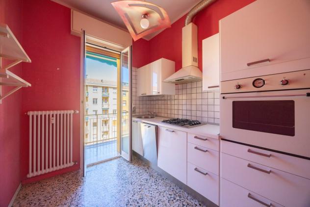 Trilocale in vendita a Casalecchio di Reno