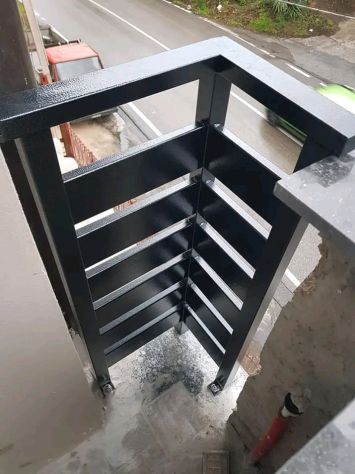 Infissi in alluminio e fabbro - Foto 2