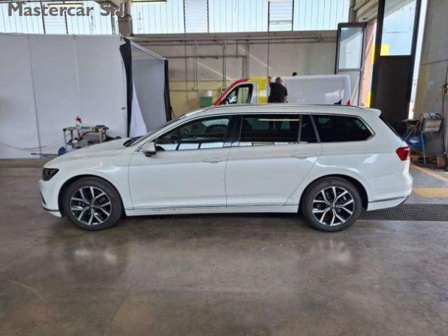 VOLKSWAGEN Passat Variant Passat Variant 2.0 tdi Executive 200cv dsg - GH430 rif. 24048663 - Foto 3