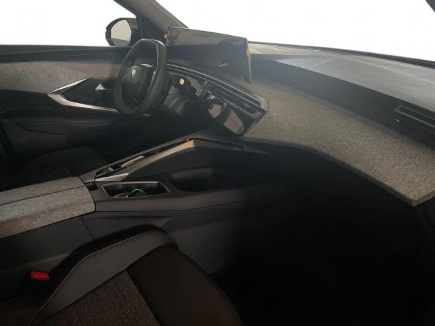 Peugeot 3008 3008 Hybrid 145 e-DCS6 Allure - Foto 9